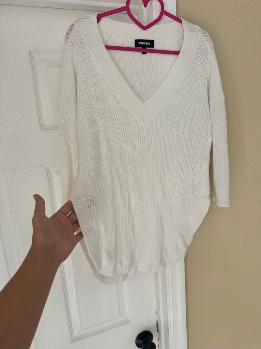 Express White Oversized V-Neck Tunic Sweater Size M